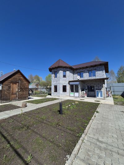 Продажа дома, 136 м², с участком 4,2 сотки