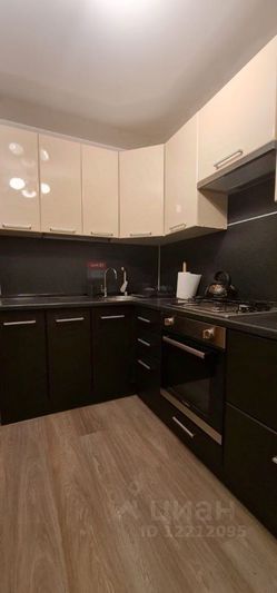 Продажа 2-комнатной квартиры 54 м², 4/5 этаж