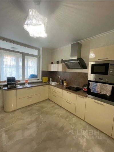 Продажа 3-комнатной квартиры 105 м², 1/2 этаж