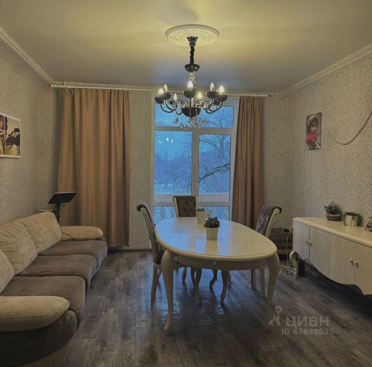 Продажа 4-комнатной квартиры 100,8 м², 2/5 этаж