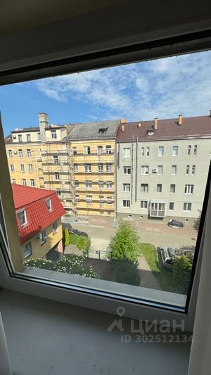 Продажа многокомнатной квартиры 105 м², 4/5 этаж