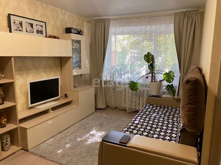 Продажа 1-комнатной квартиры 32 м², 1/5 этаж