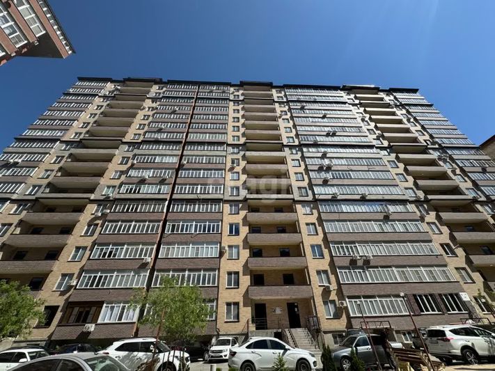 Продажа 3-комнатной квартиры 125 м², 4/10 этаж