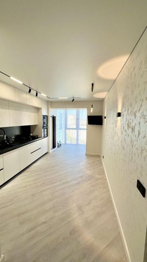 Продажа 3-комнатной квартиры 135 м², 13/16 этаж