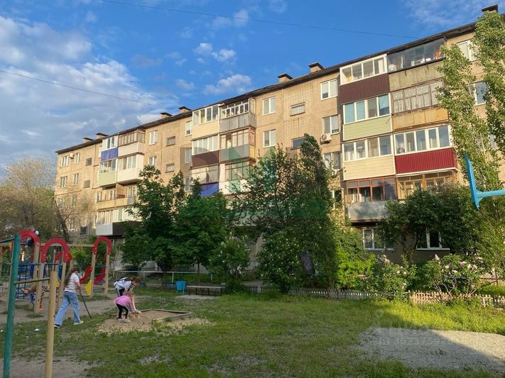 Продажа 4-комнатной квартиры 62 м², 2/5 этаж