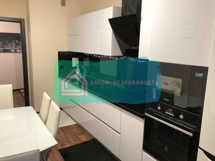 Продажа 1-комнатной квартиры 45 м², 7/10 этаж