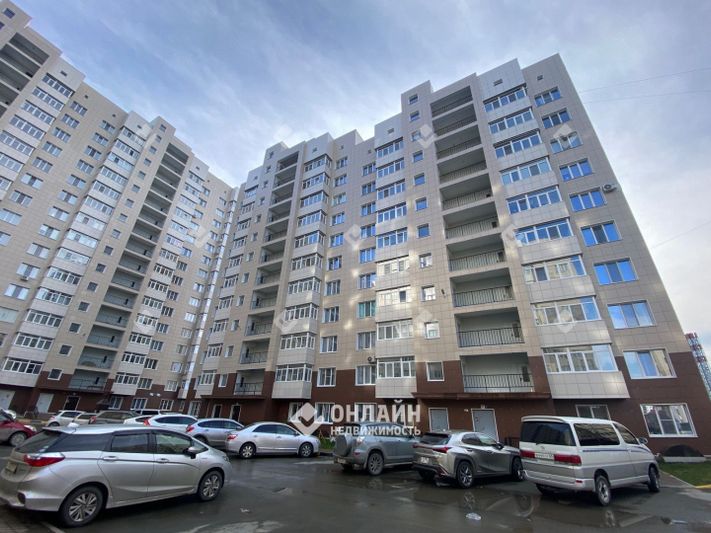 Продажа 2-комнатной квартиры 71,7 м², 4/10 этаж