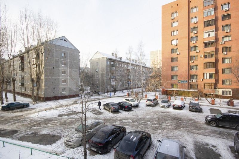 Продажа 2-комнатной квартиры 49,7 м², 2/12 этаж