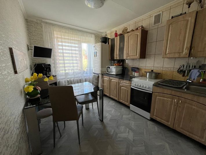 Продажа 2-комнатной квартиры 52,4 м², 2/4 этаж