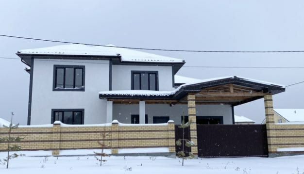 Продажа дома, 447 м², с участком 10 соток