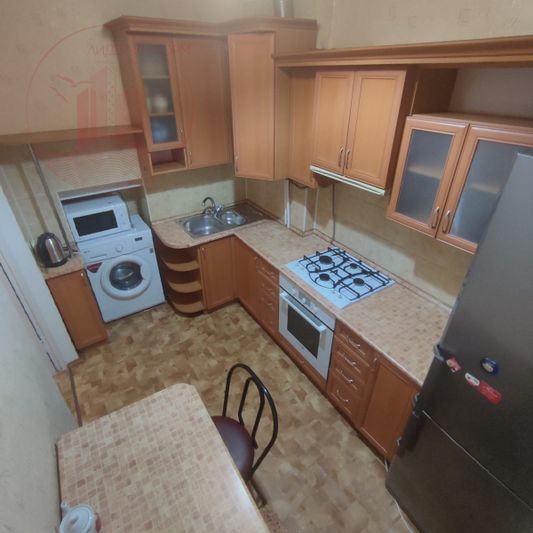 Продажа 1-комнатной квартиры 40 м², 2/2 этаж