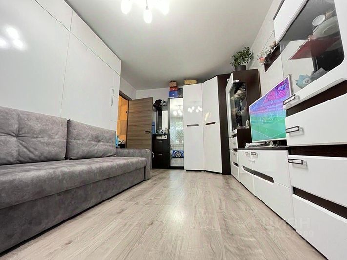 Продажа 1-комнатной квартиры 33 м², 1/9 этаж