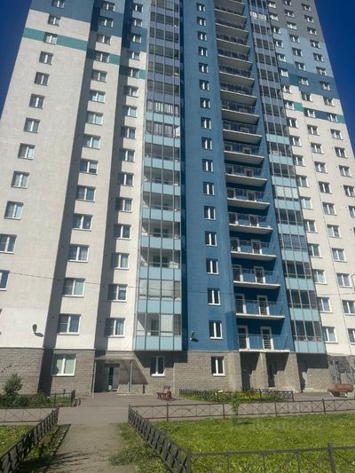 Продажа 1-комнатной квартиры 42 м², 8/23 этаж