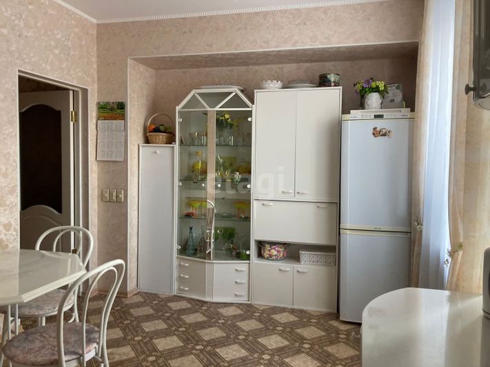 Продажа 3-комнатной квартиры 99 м², 2/3 этаж