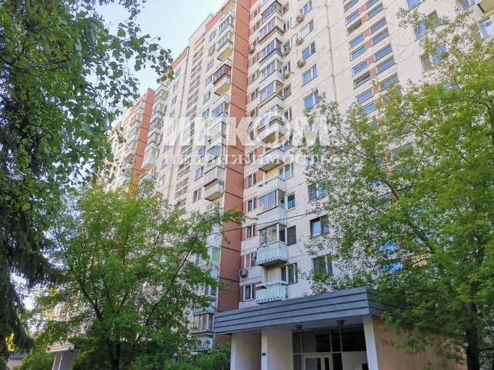 Продажа 2-комнатной квартиры 54 м², 3/17 этаж