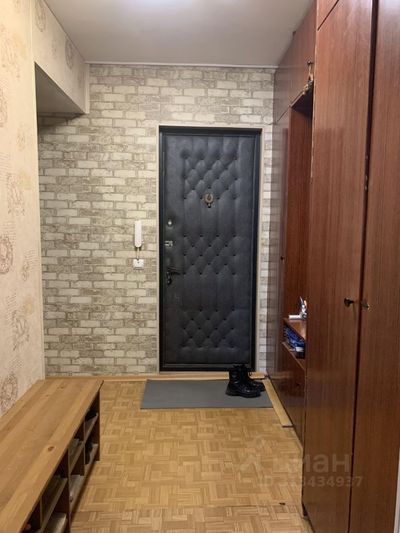 Продажа 2-комнатной квартиры 57 м², 2/5 этаж