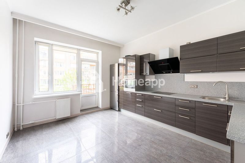 Продажа 2-комнатной квартиры 82,9 м², 2/5 этаж