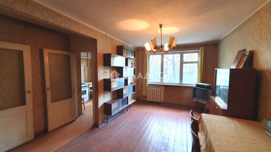 Продажа 2-комнатной квартиры 43 м², 1/5 этаж