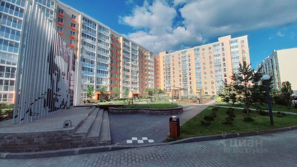 Продажа 2-комнатной квартиры 57,5 м², 1/10 этаж