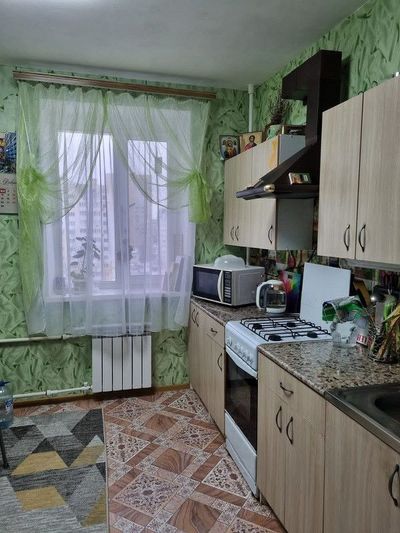 Продажа 3-комнатной квартиры 72 м², 3/10 этаж