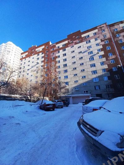 Продажа 3-комнатной квартиры 66 м², 1/10 этаж