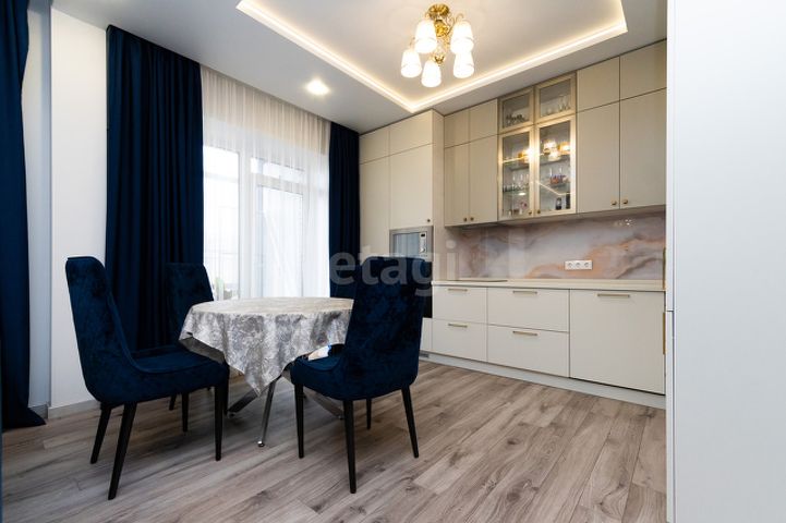 Продажа 3-комнатной квартиры 80 м², 15/15 этаж