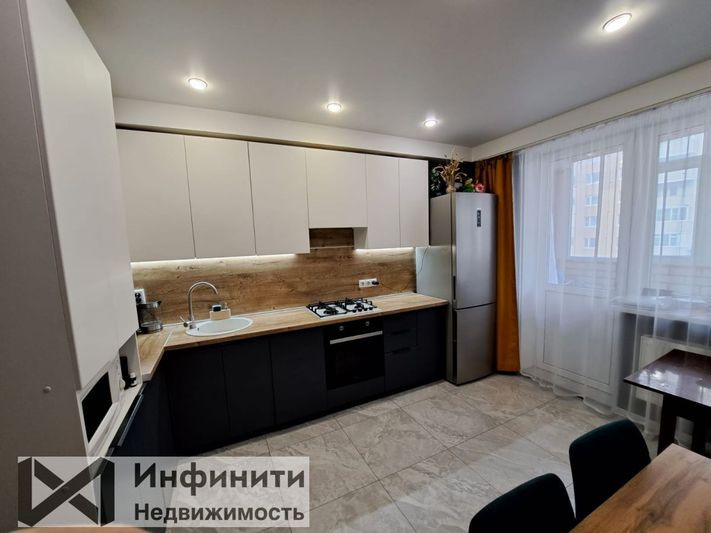 Продажа 3-комнатной квартиры 84 м², 8/16 этаж