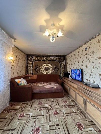 Продажа 2-комнатной квартиры 40 м², 3/3 этаж