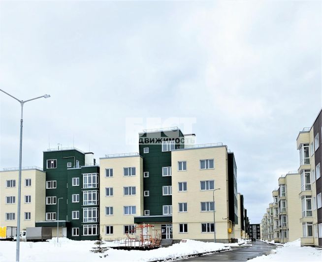 Продажа 2-комнатной квартиры 81,3 м², 2/4 этаж