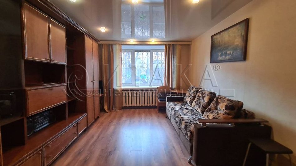 Продажа 1-комнатной квартиры 32 м², 1/9 этаж