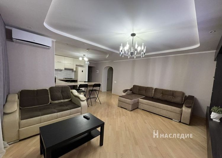 Продажа 4-комнатной квартиры 90 м², 2/5 этаж