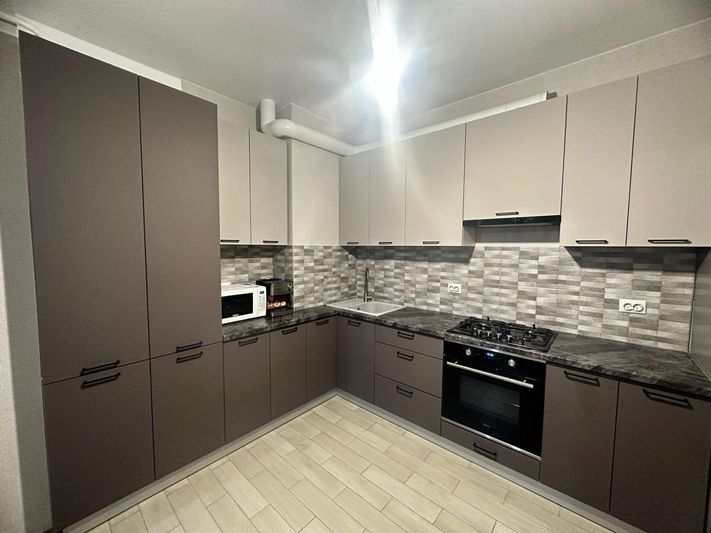 Продажа 3-комнатной квартиры 91,5 м², 4/4 этаж