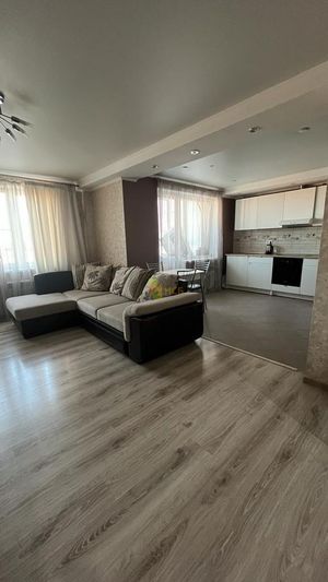 Продажа 2-комнатной квартиры 77,8 м², 4/17 этаж