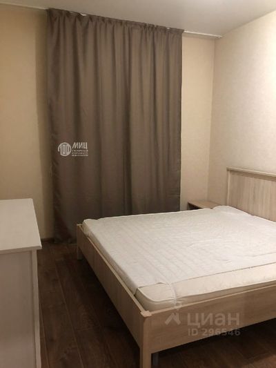 Аренда 1-комнатной квартиры 47 м², 17/26 этаж