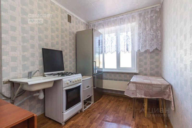 Продажа 3-комнатной квартиры 62,4 м², 10/10 этаж