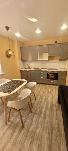 Аренда 2-комнатной квартиры 54 м², 1/25 этаж