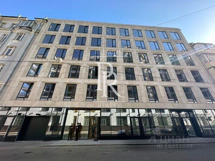 Продажа многокомнатной квартиры 280 м², 6/7 этаж