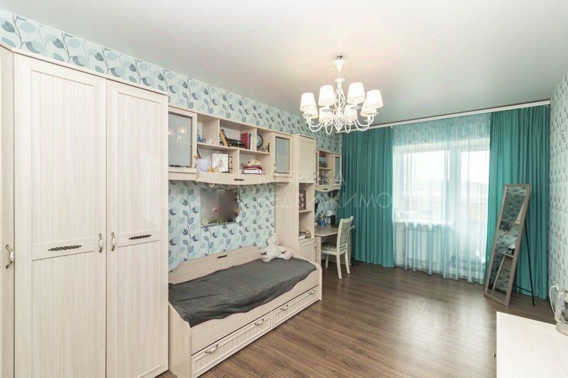 Продажа 3-комнатной квартиры 92 м², 4/14 этаж