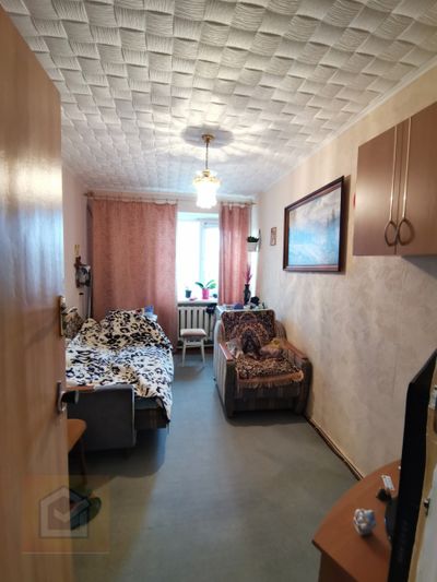 Продажа 3-комнатной квартиры 58 м², 5/5 этаж