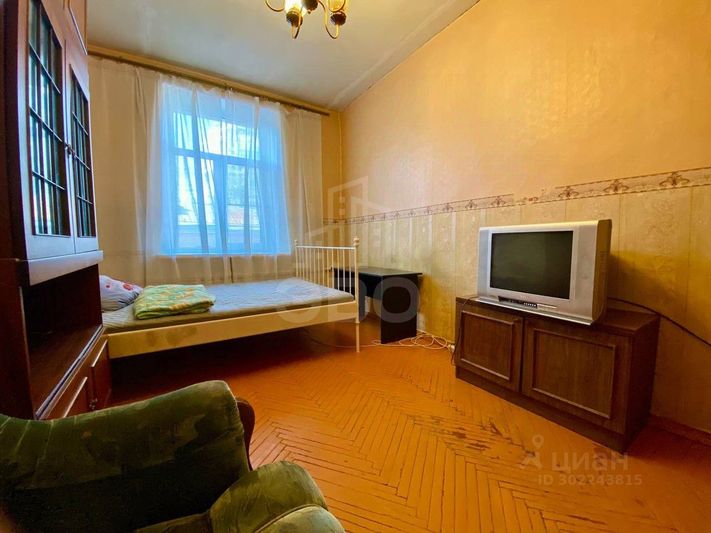 Аренда 1 комнаты, 12 м², 5/5 этаж