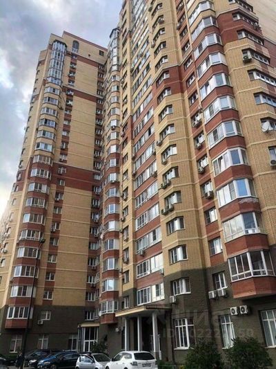 Продажа 3-комнатной квартиры 105 м², 10/27 этаж