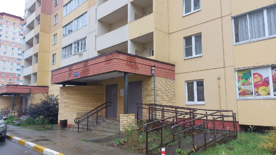 Продажа 2-комнатной квартиры 62 м², 13/17 этаж