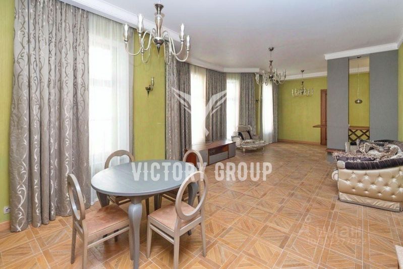 Продажа 3-комнатной квартиры 153 м², 2/5 этаж