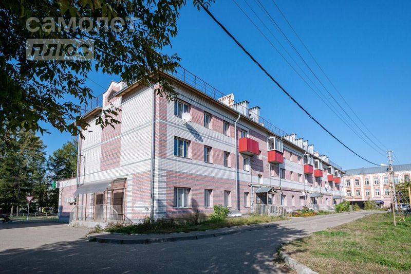 Продажа 3-комнатной квартиры 66,8 м², 2/3 этаж