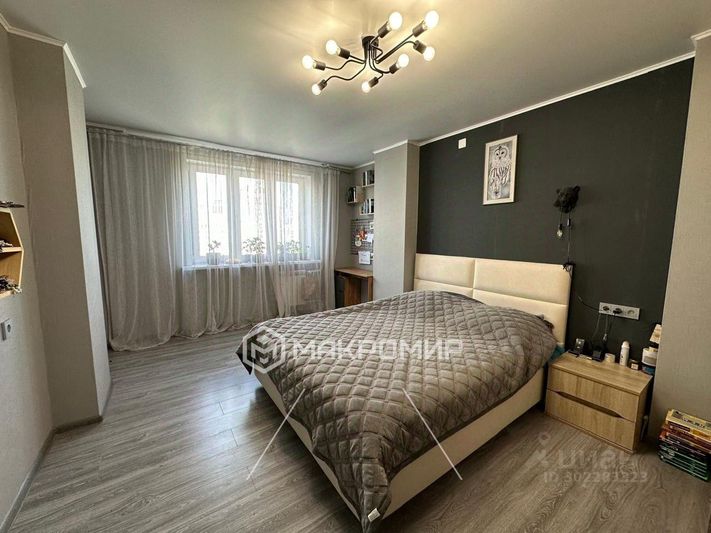 Продажа 3-комнатной квартиры 82,7 м², 8/16 этаж