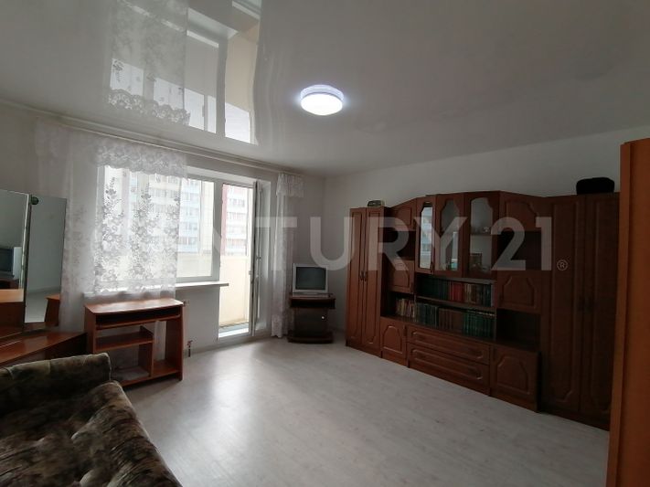 Продажа 1-комнатной квартиры 49,8 м², 2/9 этаж