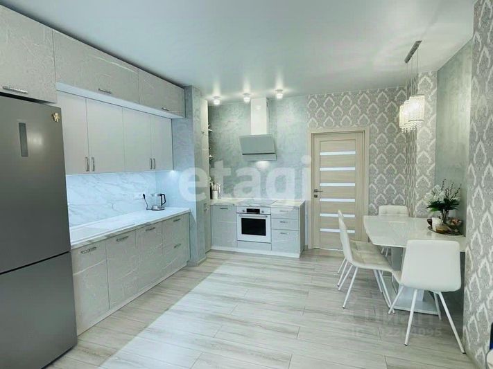 Продажа 4-комнатной квартиры 90 м², 9/9 этаж