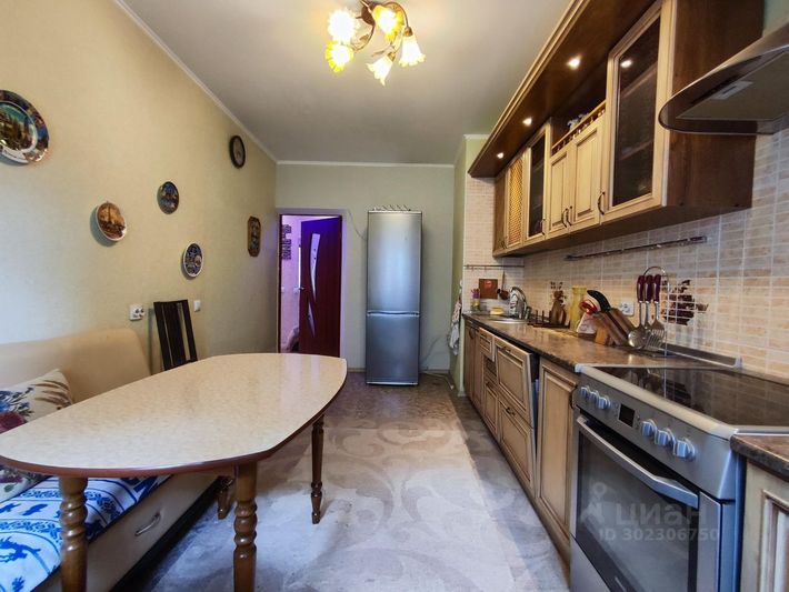 Продажа 2-комнатной квартиры 55 м², 4/10 этаж