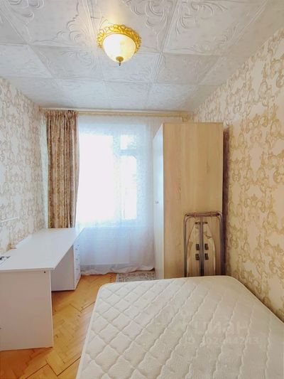 Аренда 1 комнаты, 10 м², 2/5 этаж