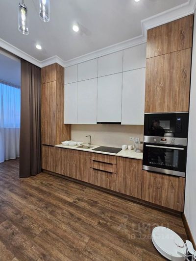 Аренда квартиры-студии 50 м², 18/24 этаж